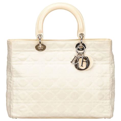 dior white bag price.